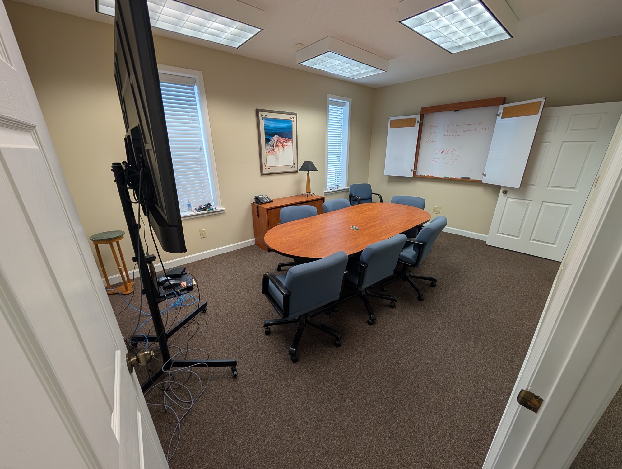 Conference room (124)